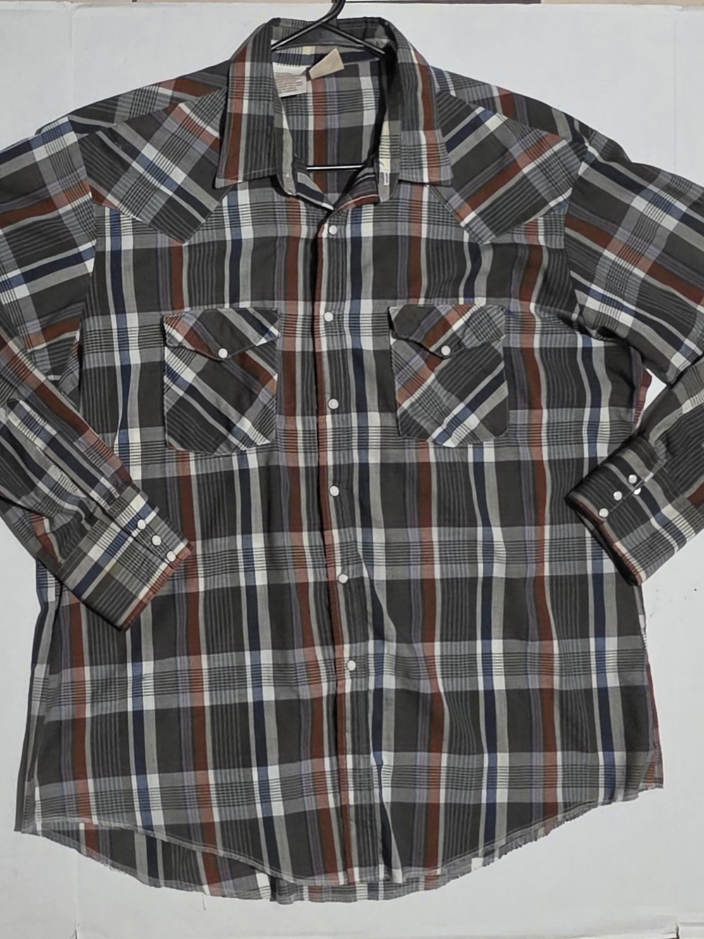 Men’s Western-Style Long-Sleeve Plaid Shirt